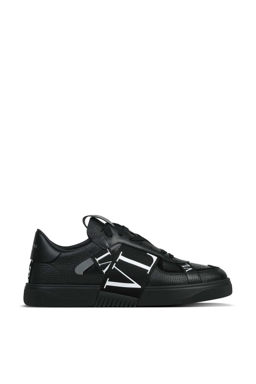 תמונה קידמית של Strap Logo Low Top Sneakers in Black