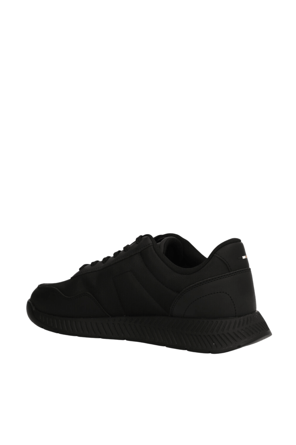 תמונה אחורית של נעלי סניקרס