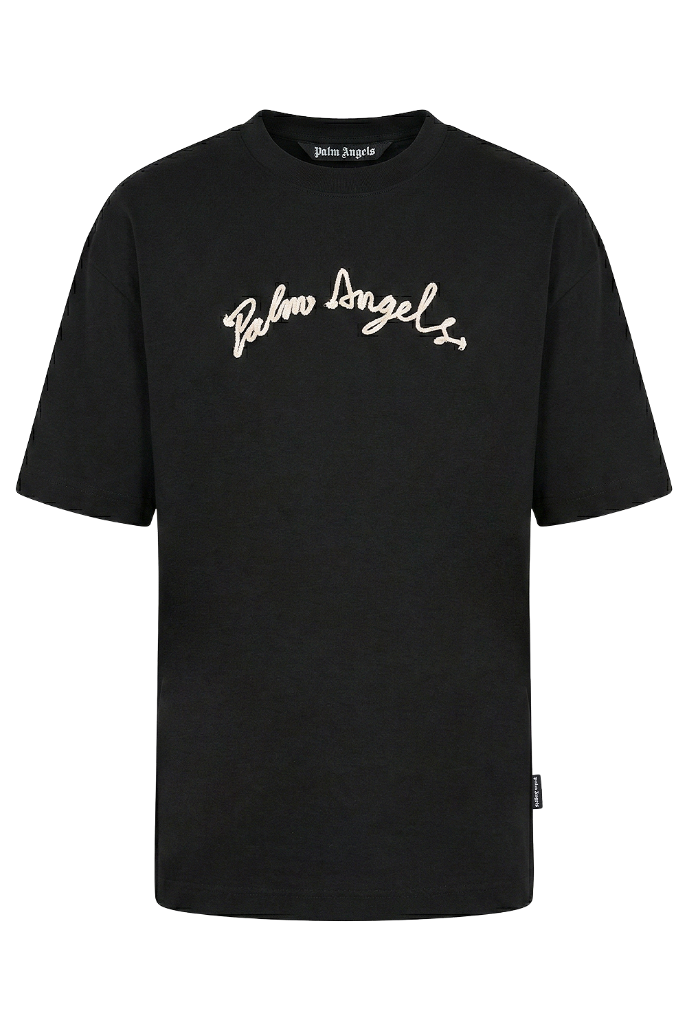 תמונה קידמית של חולצת טי אוברסייז