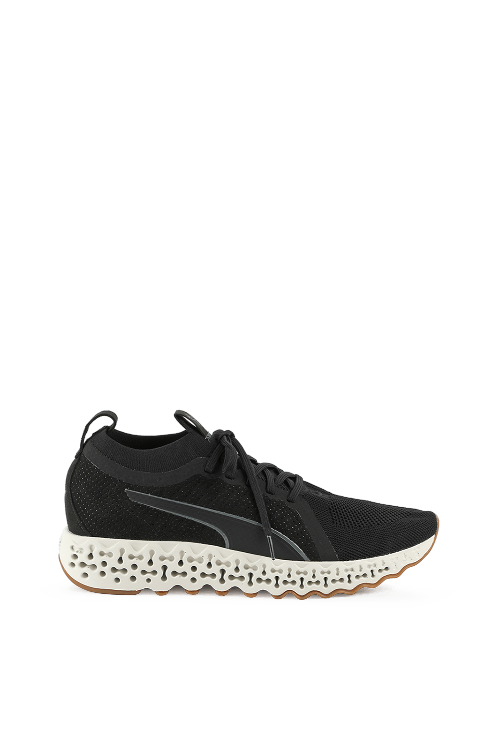 תמונה קידמית של Calibrate Runner Luxe Shoes in Black