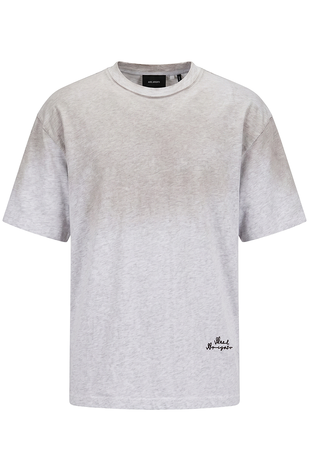 תמונה קידמית של חולצת טי בגזרת אוברסייז