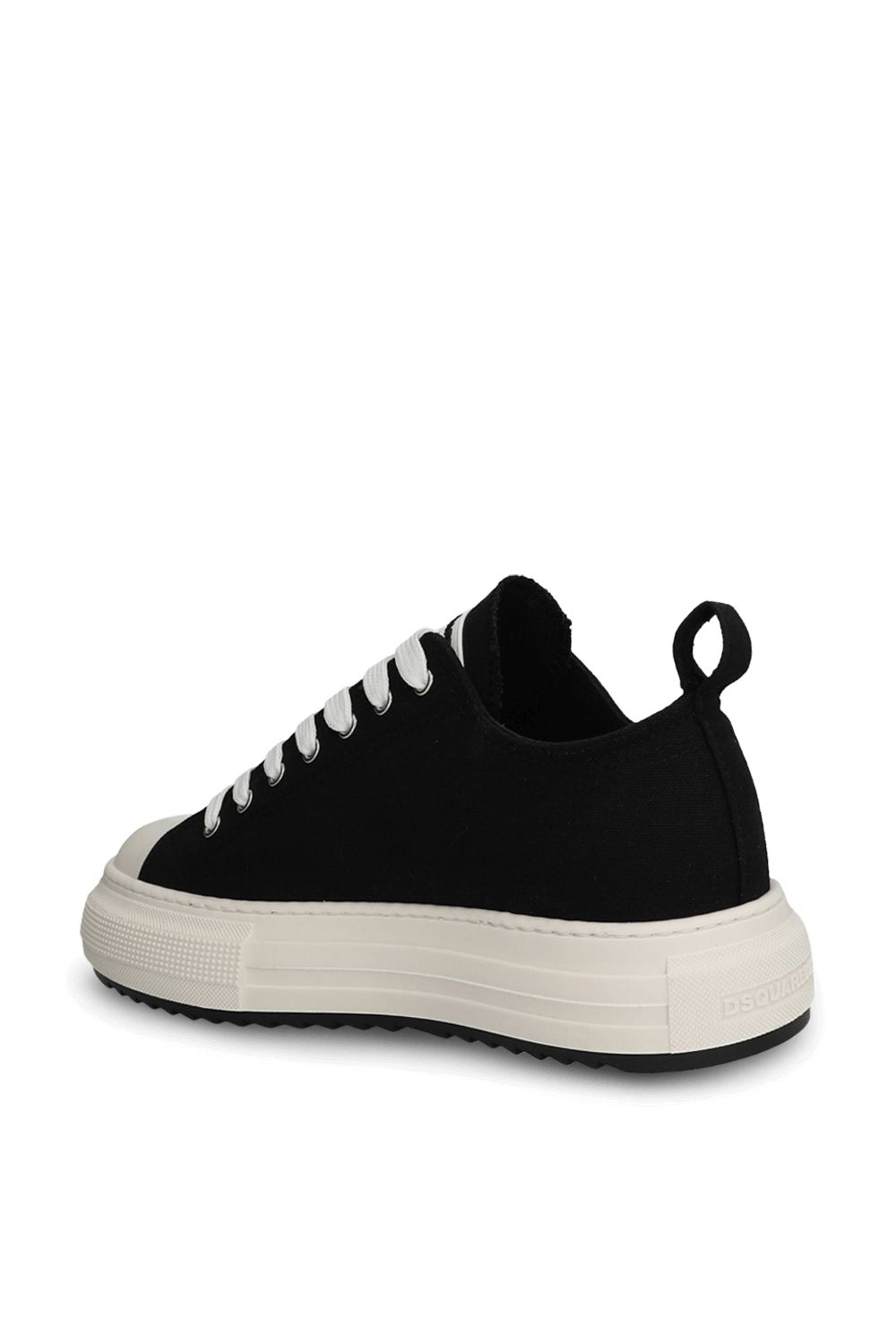 תמונה אחורית של נעלי סניקרס ברכיסה נמוכה