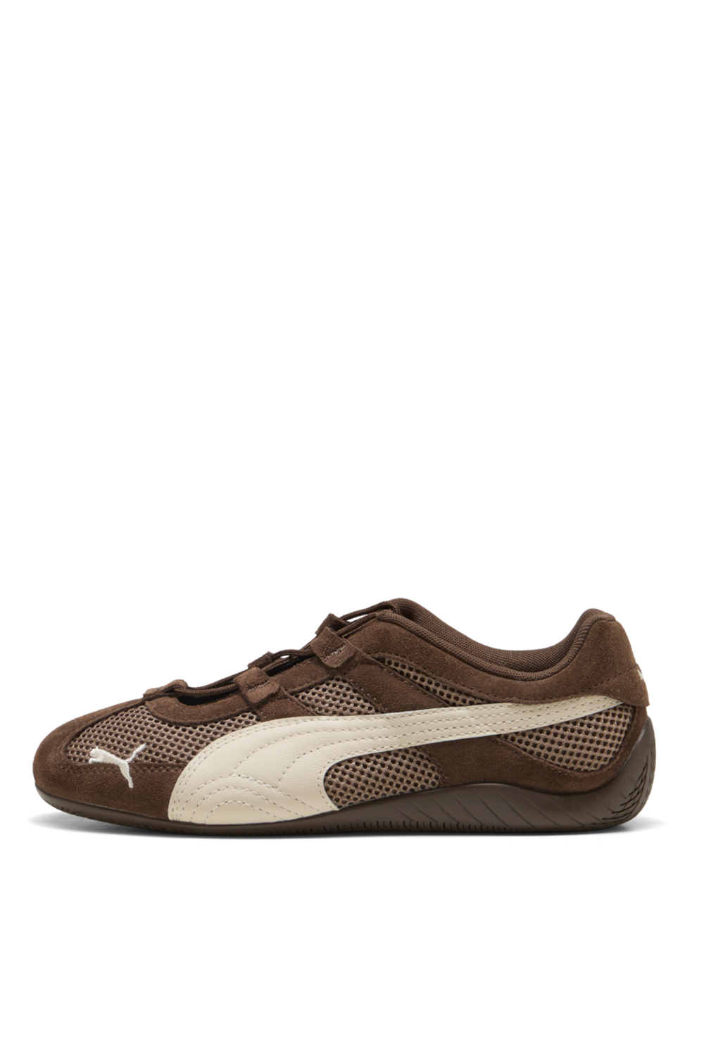 תמונה אחורית של נעלי סניקרס