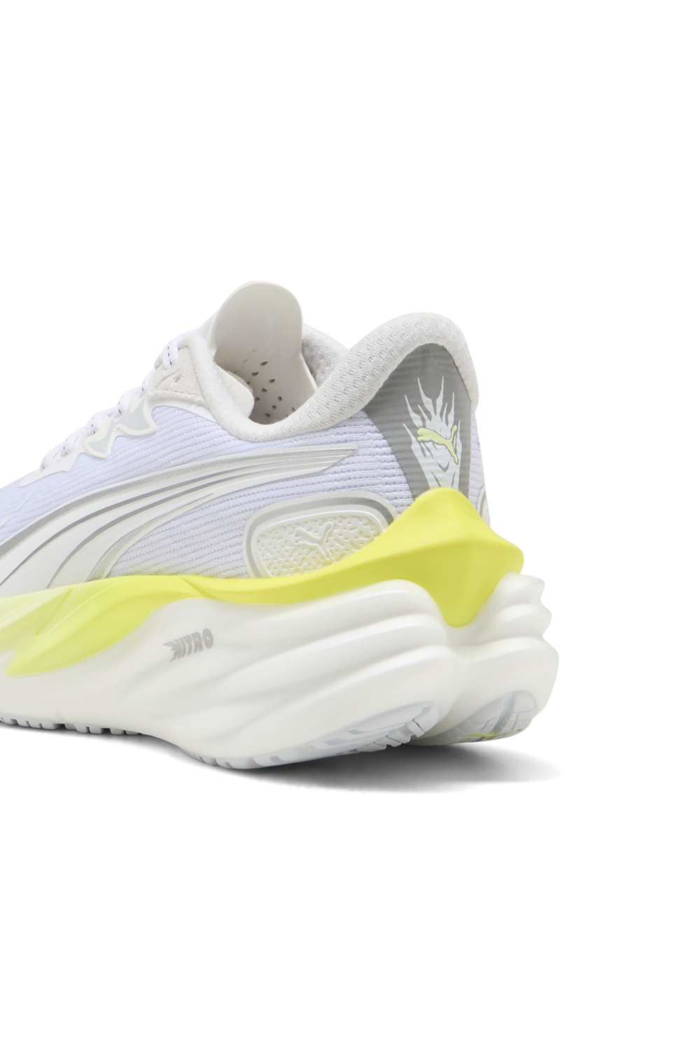 תמונת פנים של נעלי ריצה ולוסיטי ניטרו 4