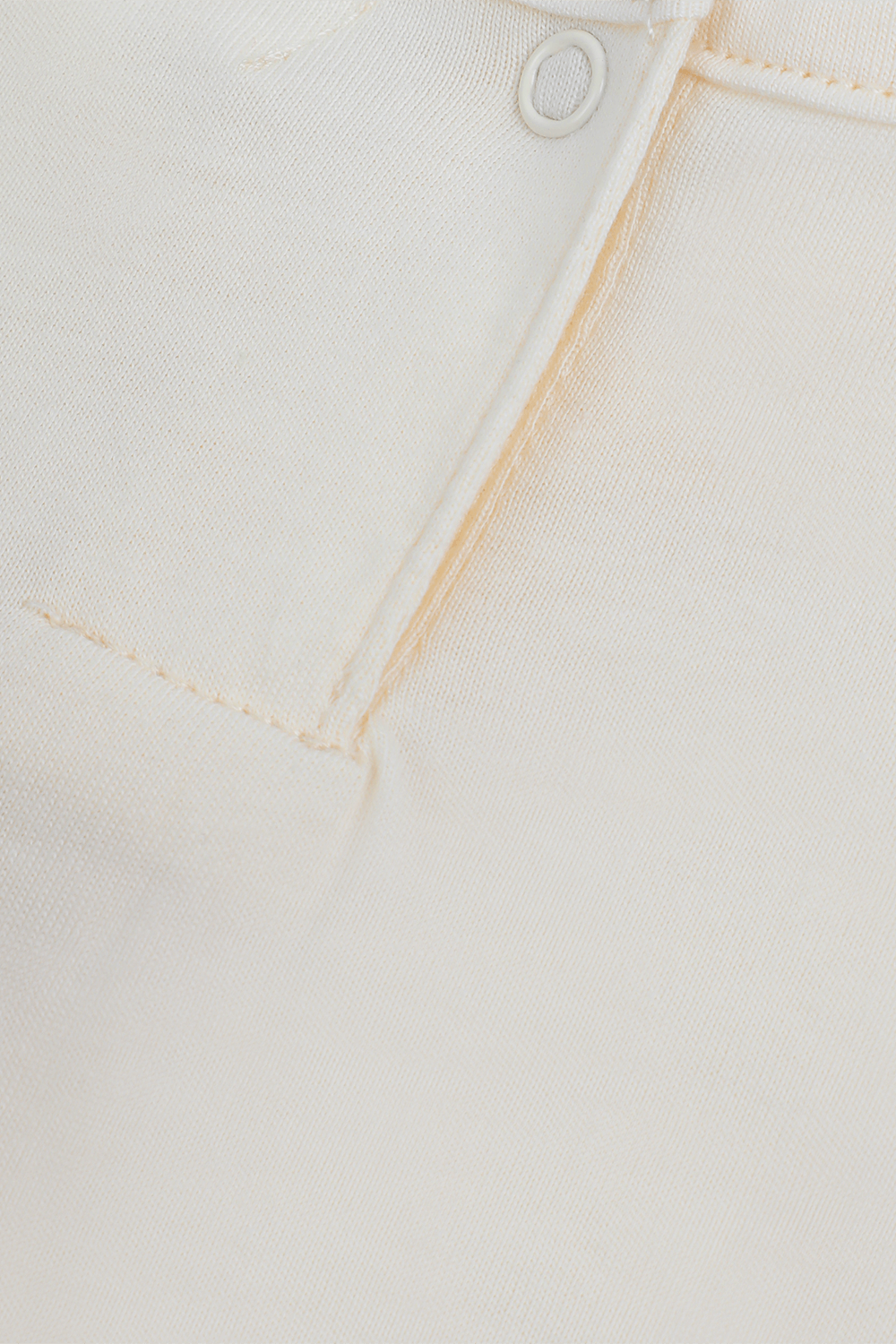 תמונה אחורית של חולצת טי עם הדפס תרנגול