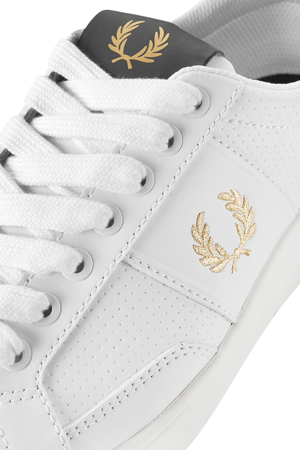 תמונה אחורית של B200 Leather Sneaker in White