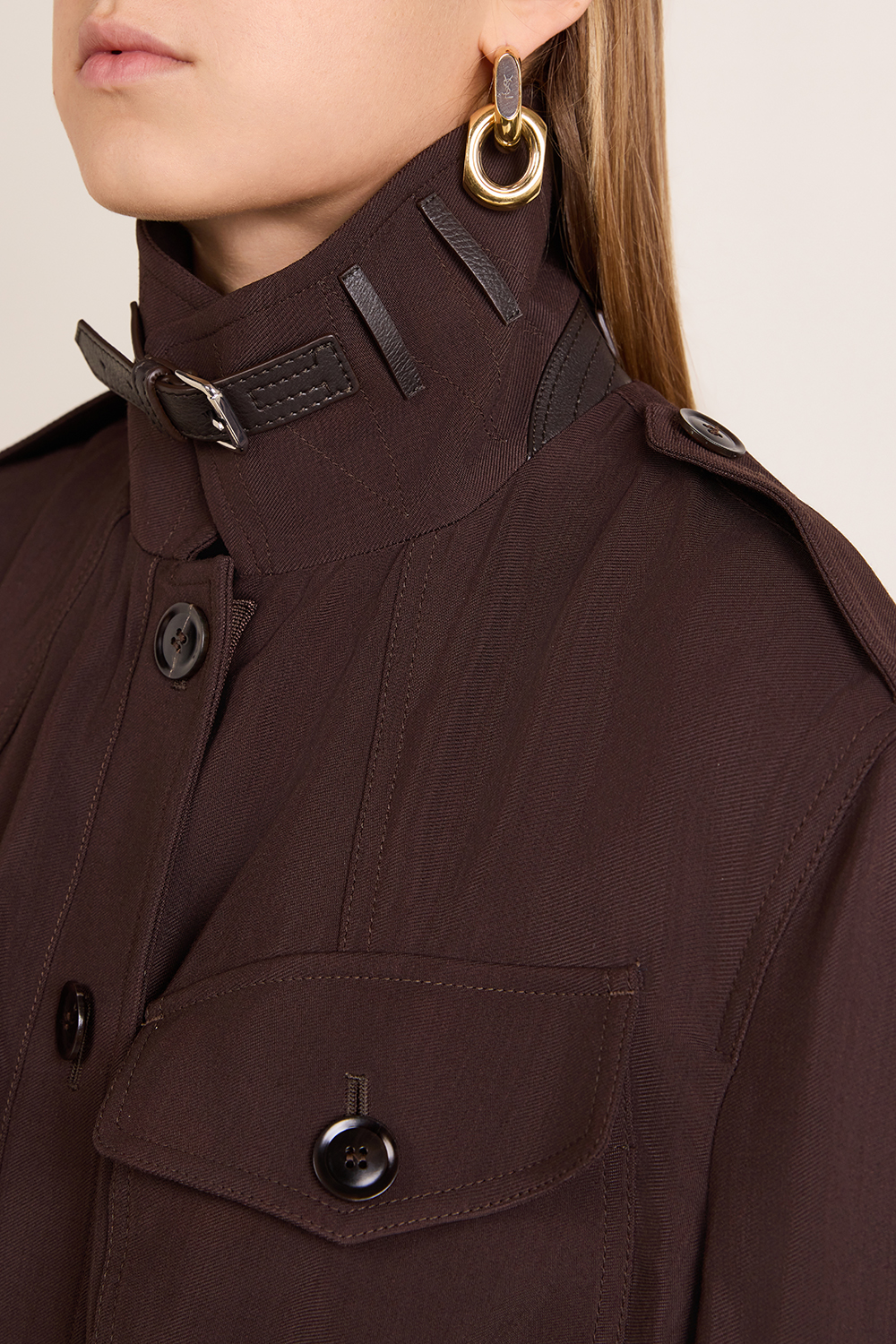 תמונת תקריב דוגמן של ז'קט ויסקוזה וצמר