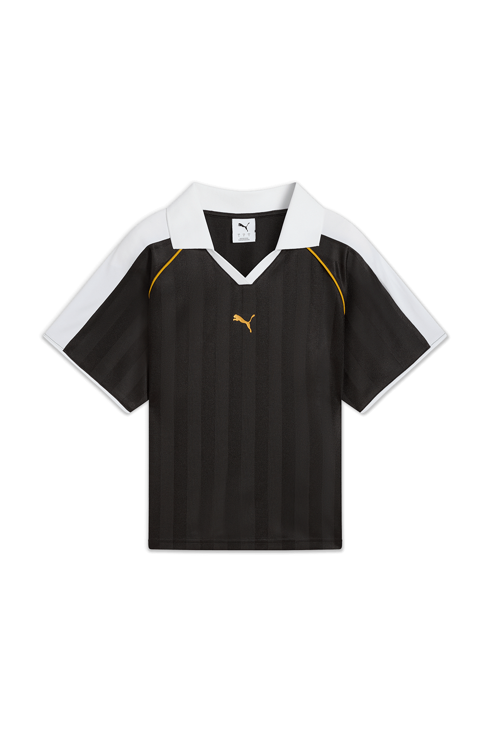 תמונה קידמית של חולצת פולו