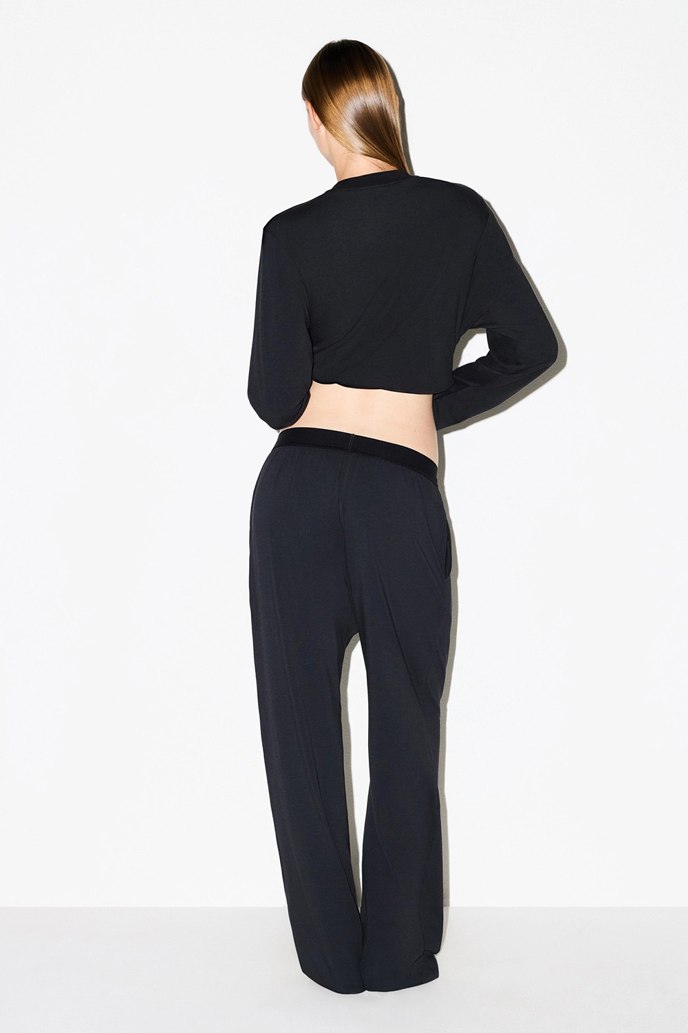 תמונת דוגמן אחורית של BOYFRIEND LOOSE PANT