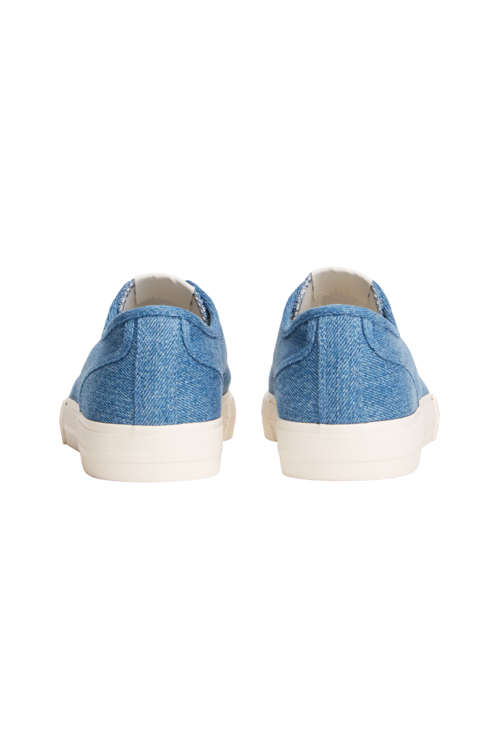 תמונת תקריב של סניקרס