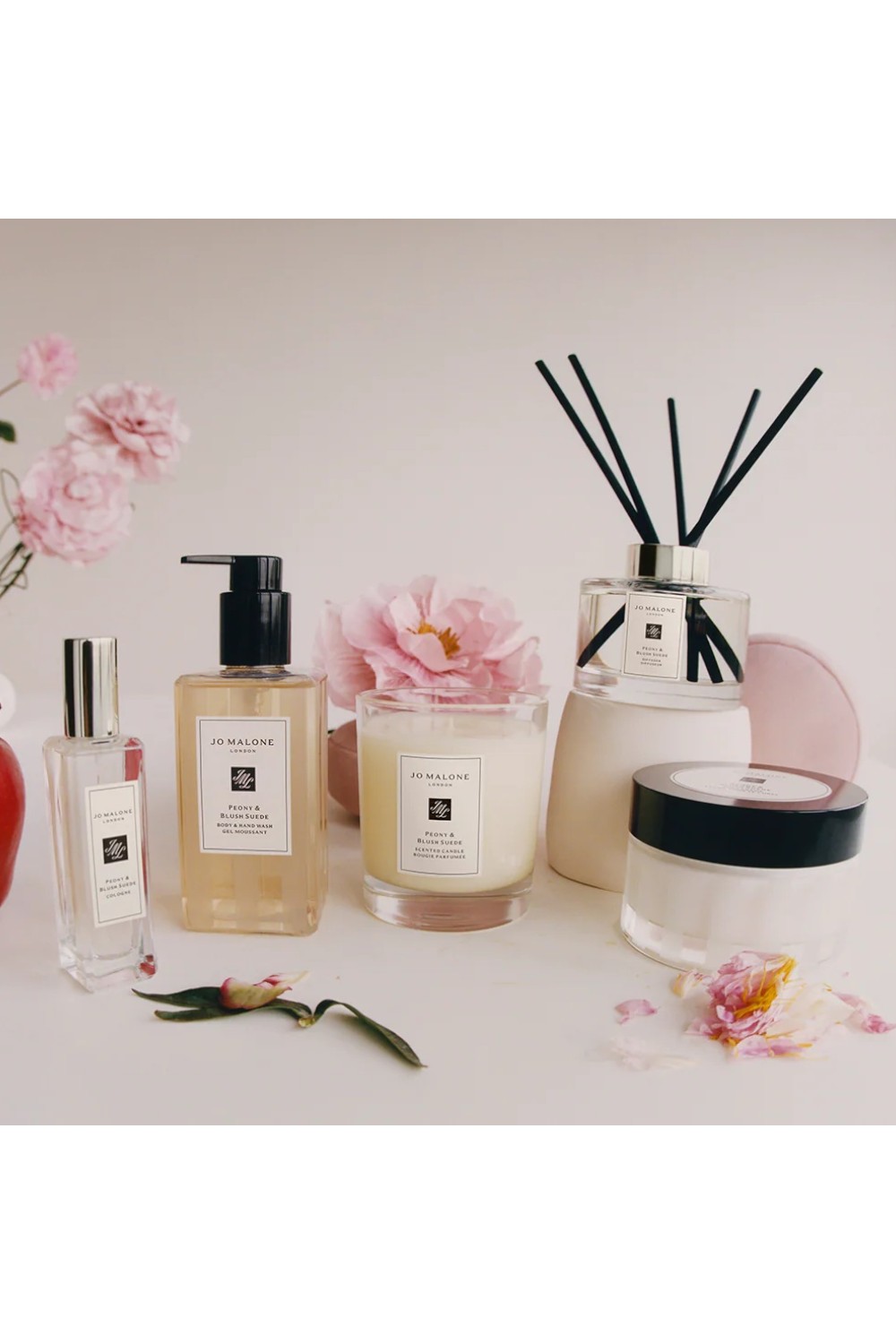 תמונת תקריב של Peony&Blush Suede Body Creme 175 ML