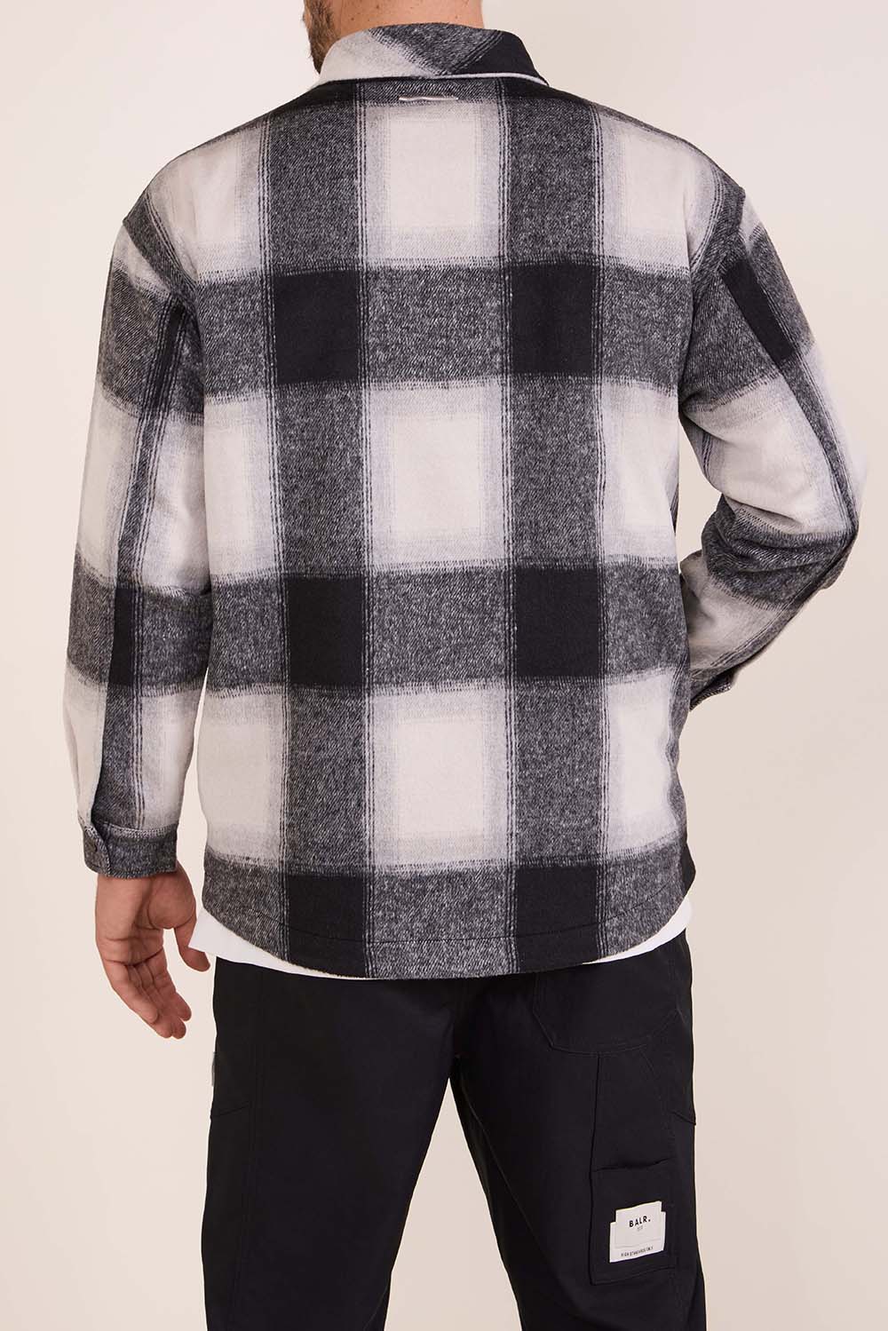 תמונת דוגמן אחורית של ז'קט משבצות