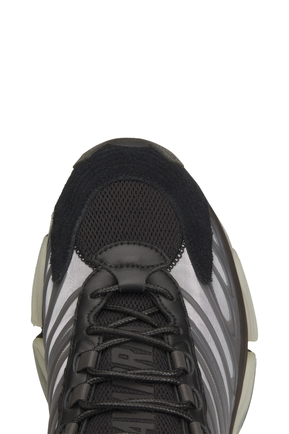 נעלי סניקרס מגה־רייד אדידס X וילי צ'אווריה