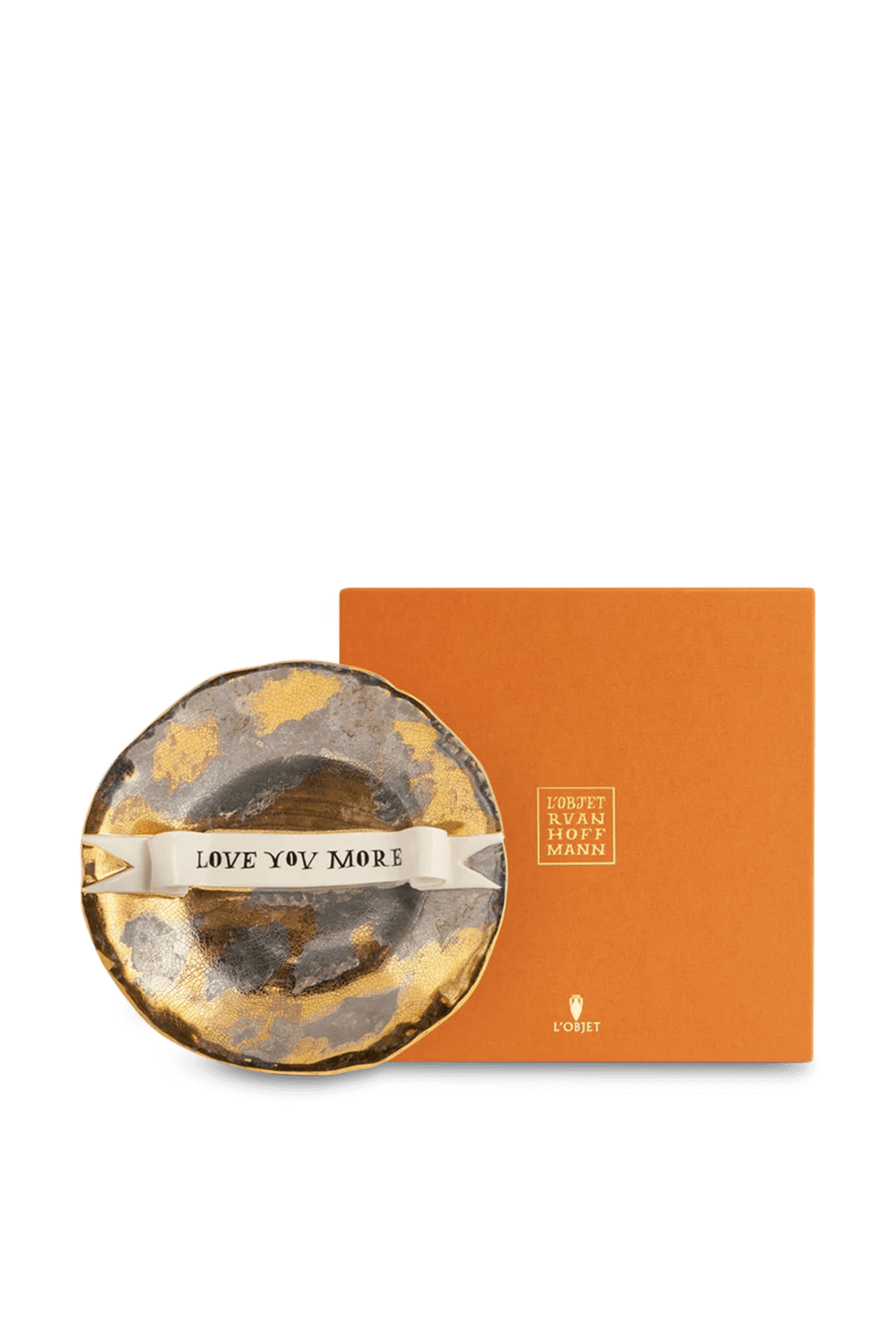 תמונת תקריב של לובג'ט X רואן הופמן צלחת אומנות לאב יו מור