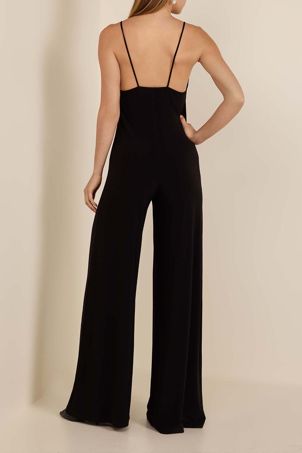 תמונת דוגמן אחורית של אוברול סליפ מבד ג'רזי