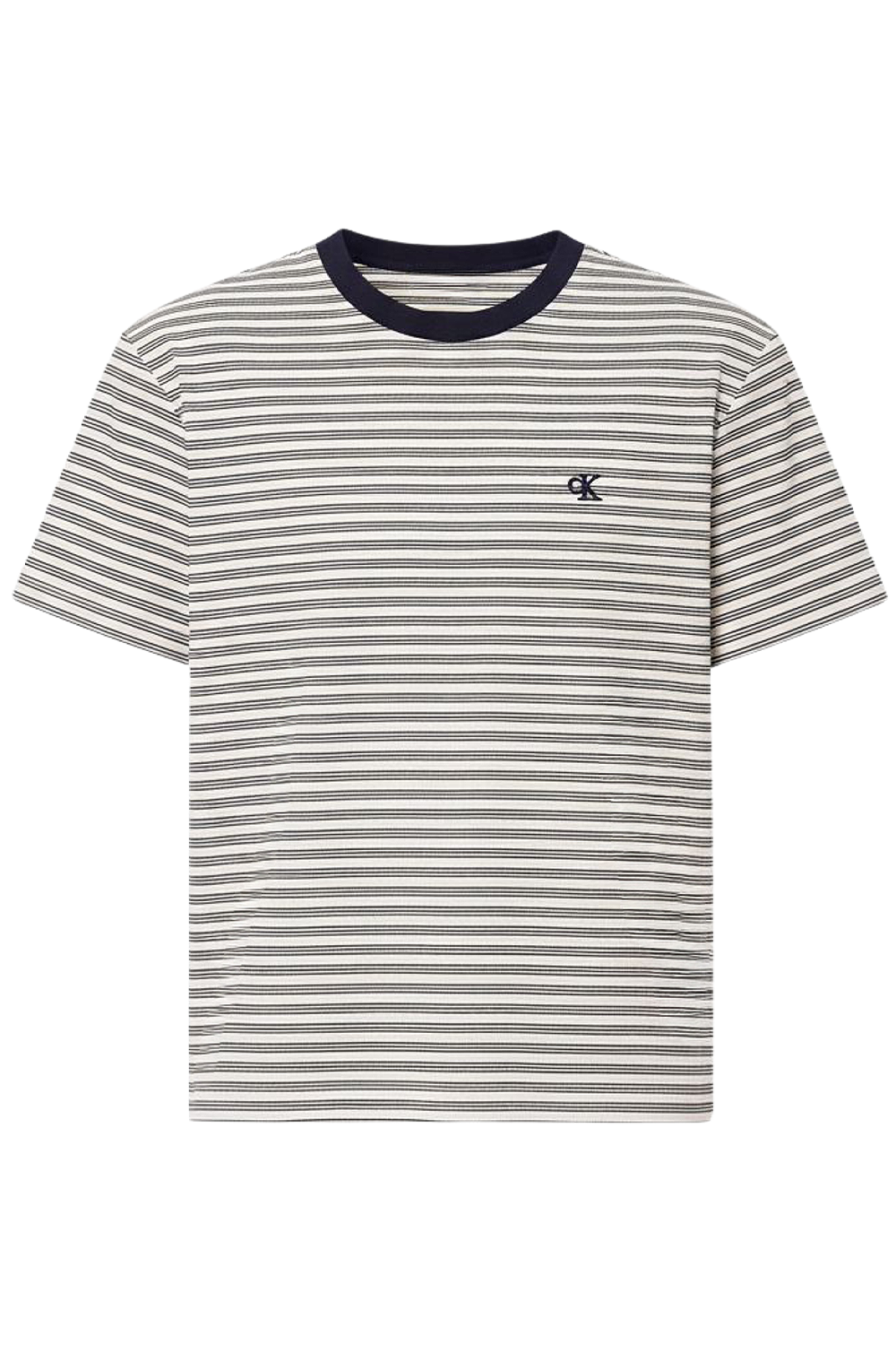 תמונה קידמית של חולצת פסים