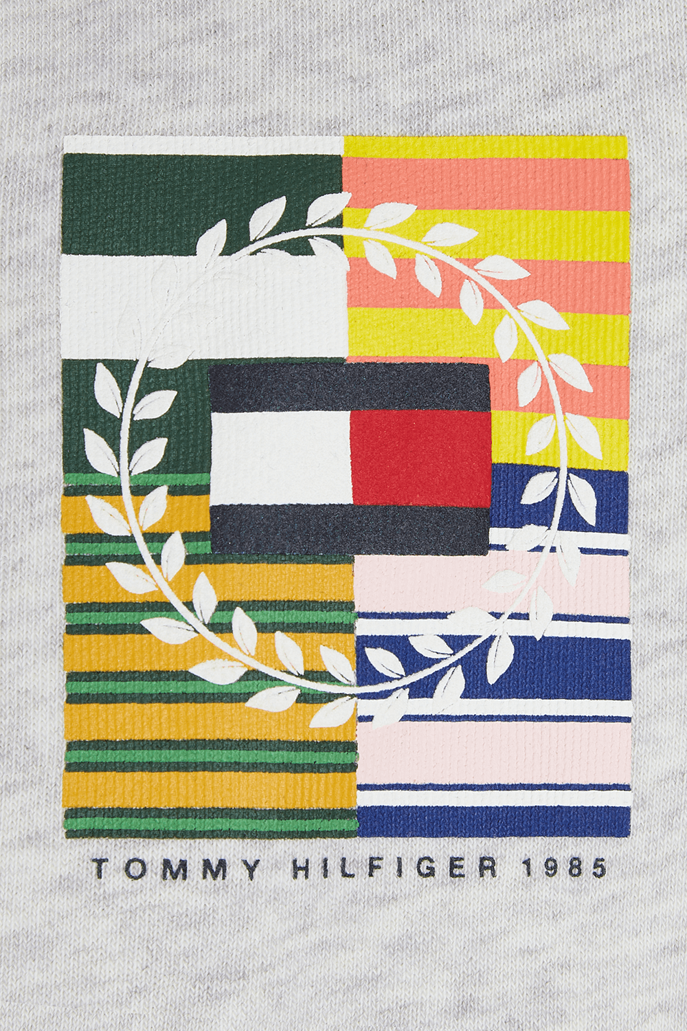 תמונת תקריב של סווטשירט קפוצ`ון - גילאי 4-6 שנים