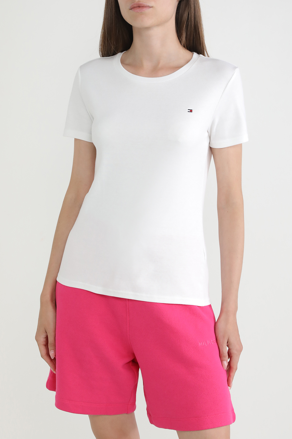 תמונת דוגמן קידמית של חולצת טי