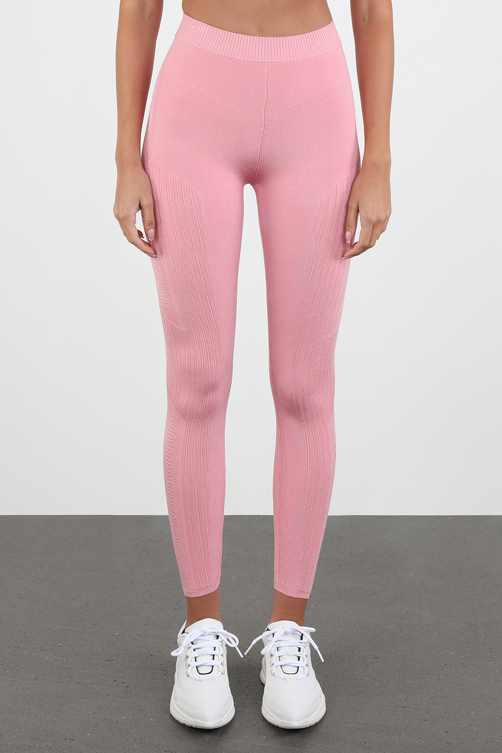 תמונת דוגמן קידמית של Legging in Pink
