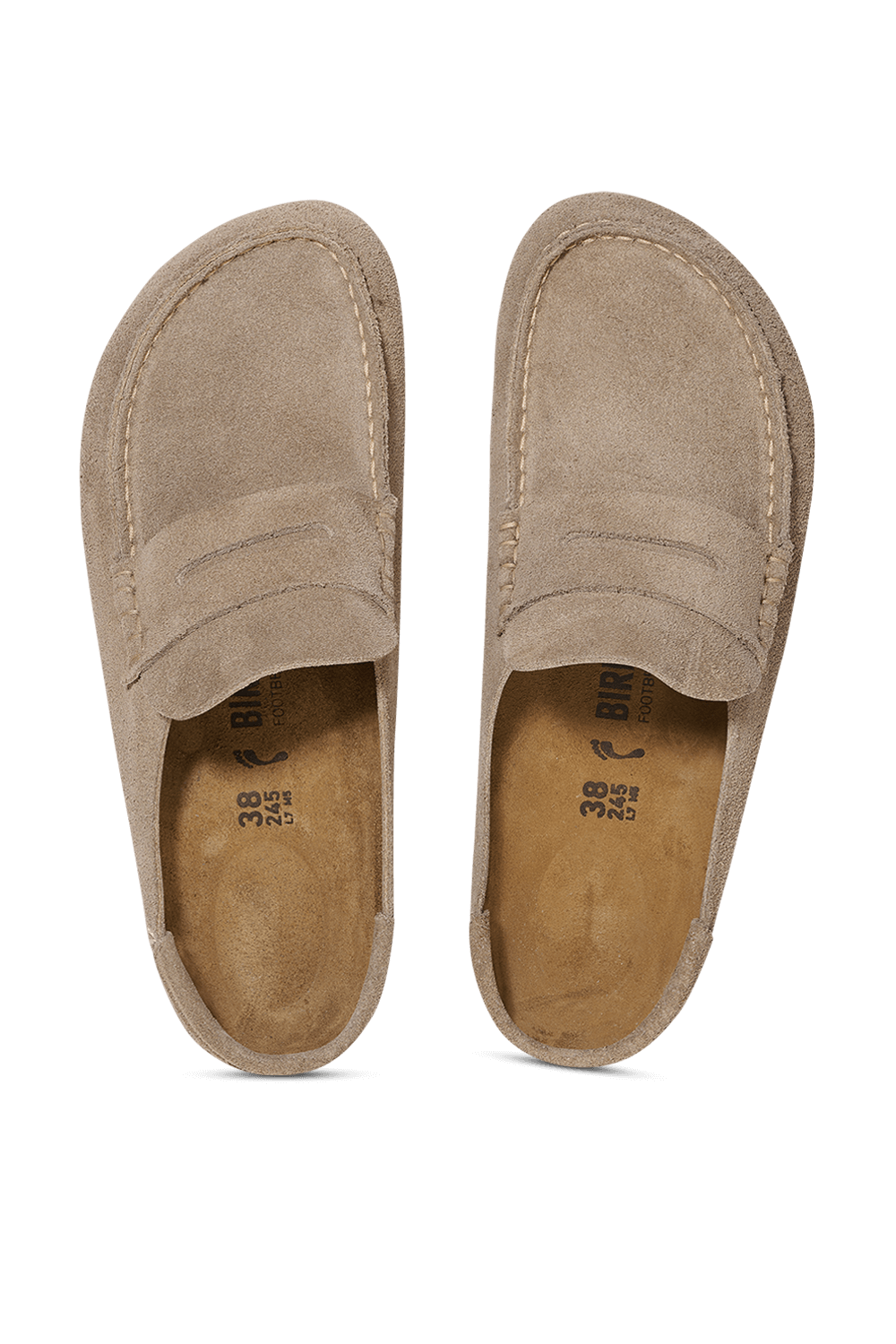 תמונת תקריב של נעלי מוקסינים מיולס