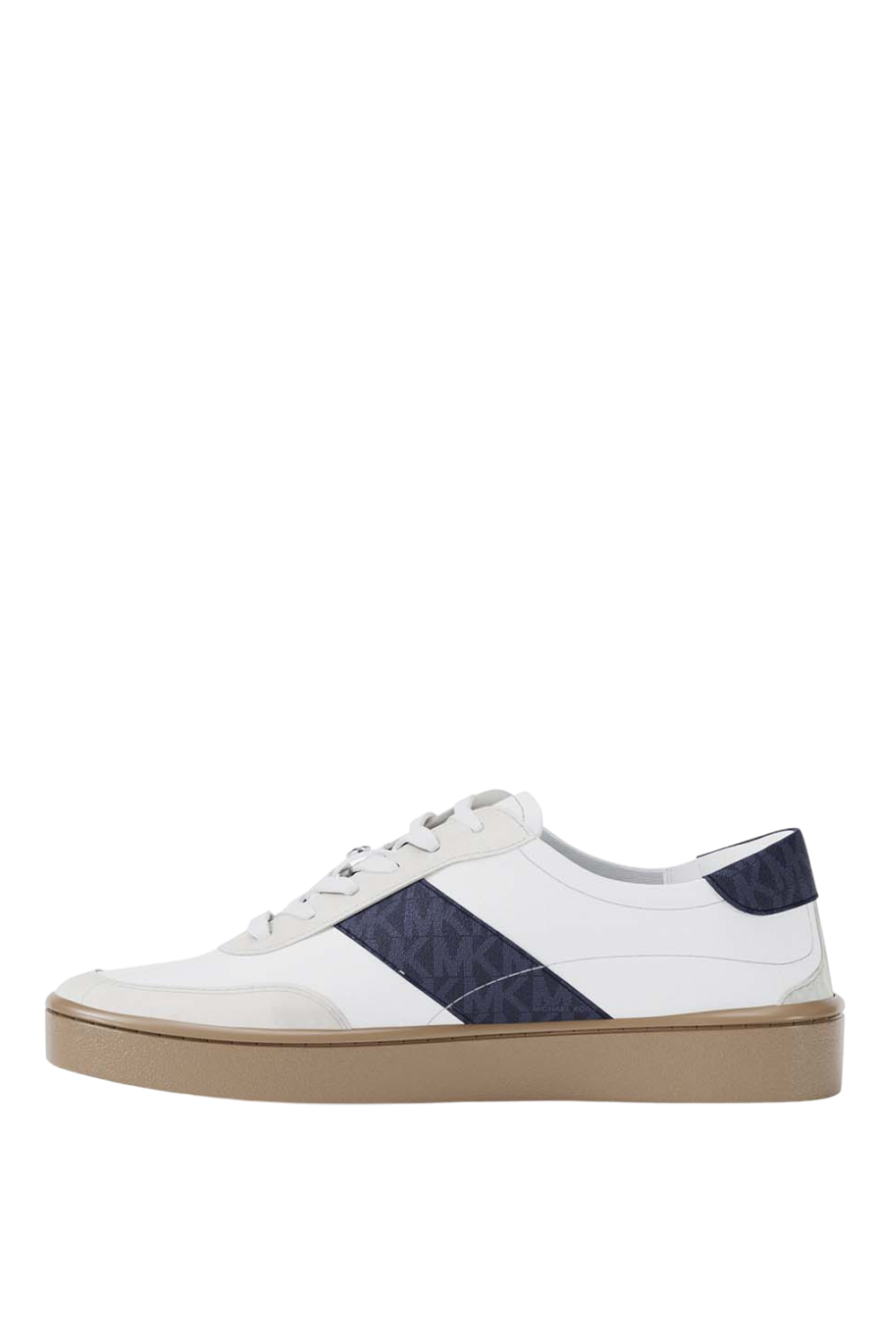 תמונה אחורית של נעלי סניקרס