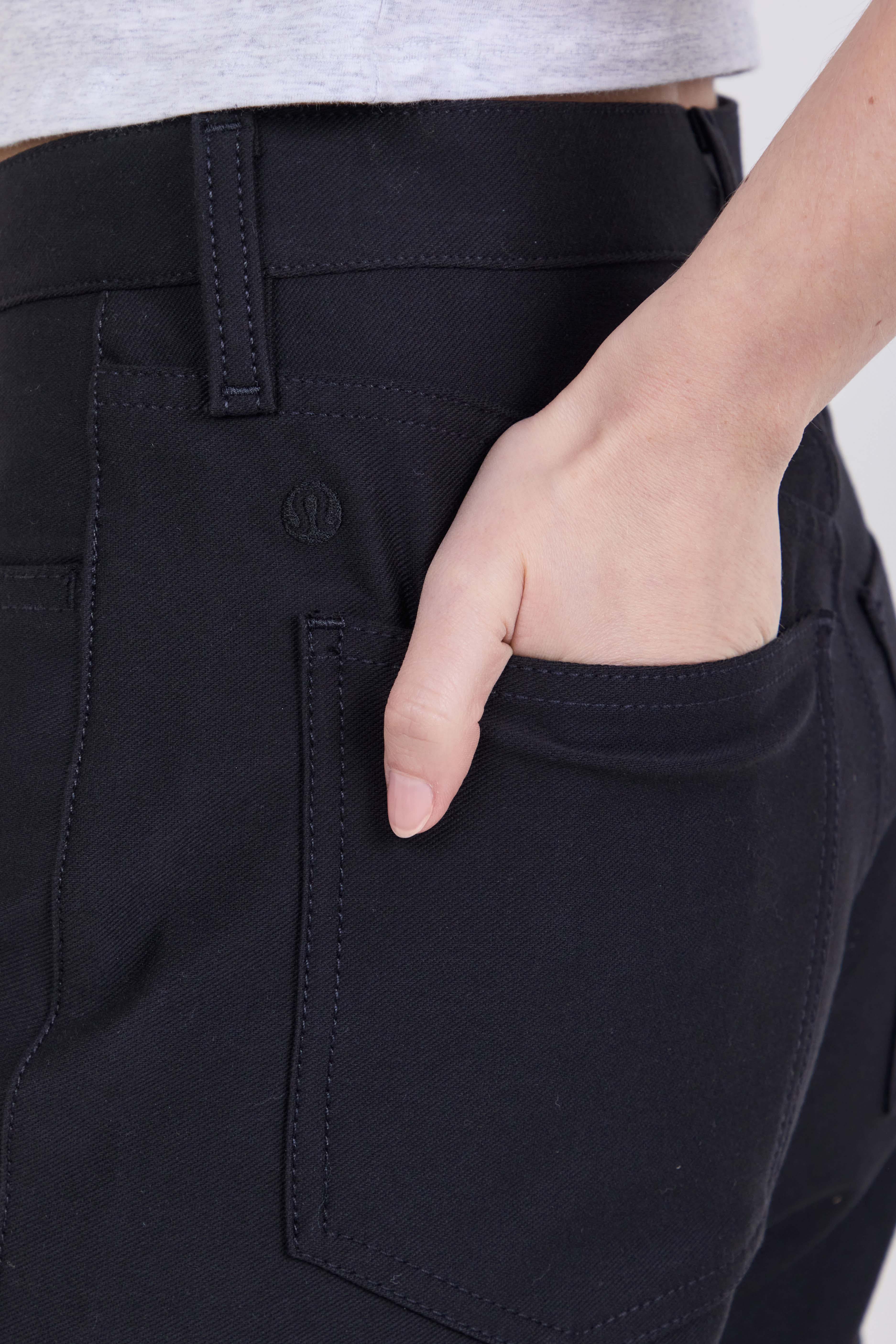 תמונת תקריב דוגמן של Easyfive Lr Classic-Wide Pant Regular