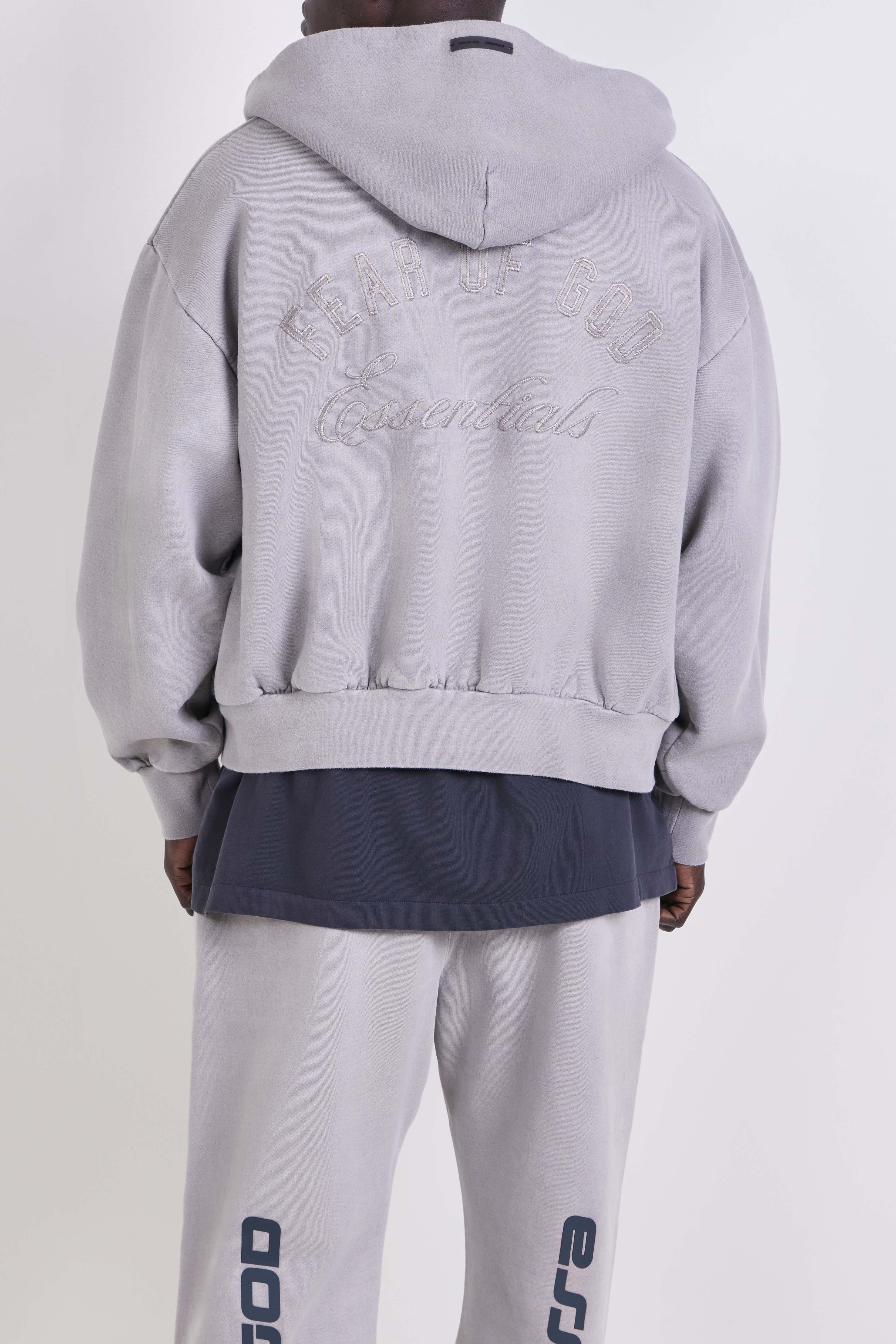 תמונת דוגמן אחורית של קפוצ'ון כותנה עבה