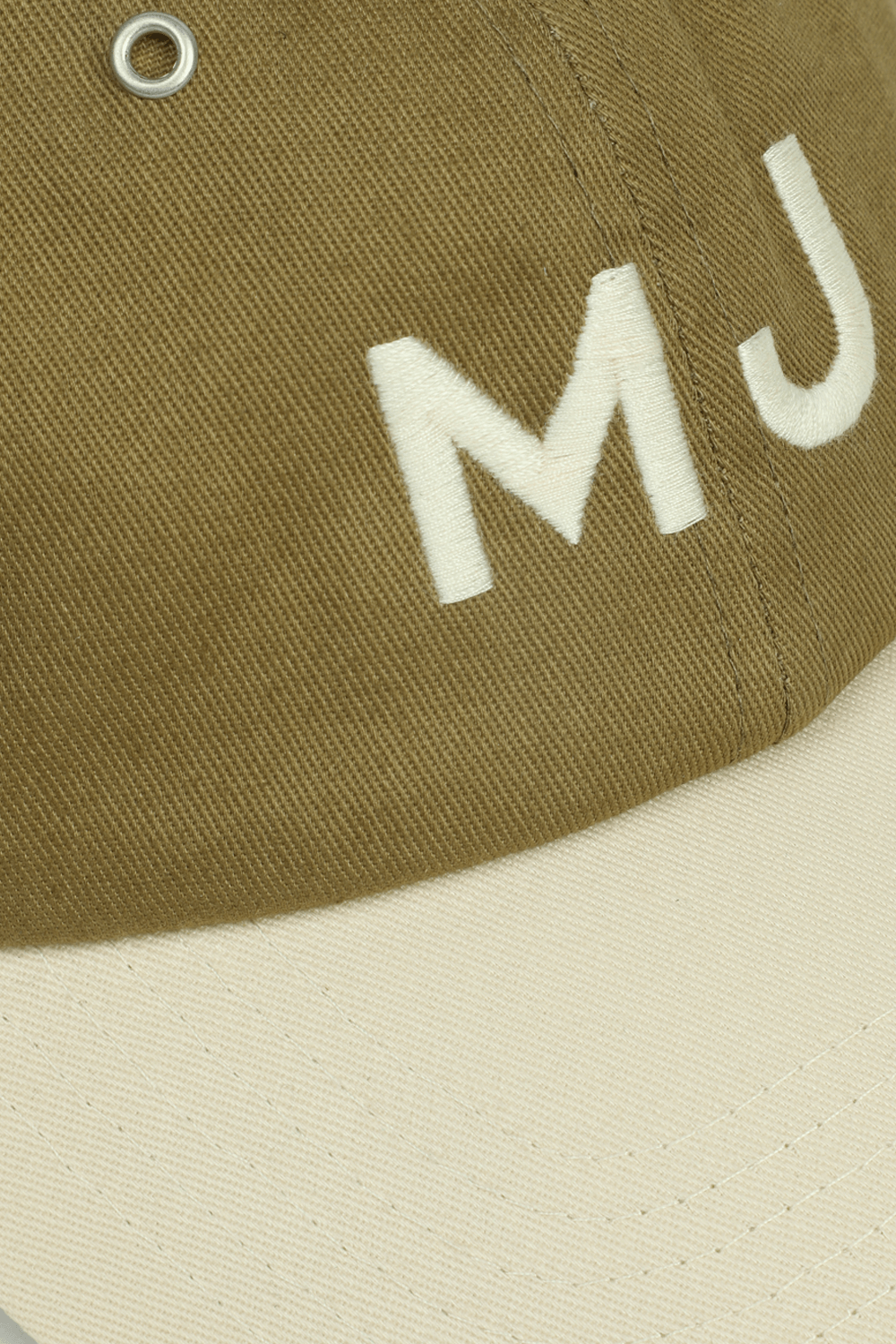 תמונת תקריב של Traveler Cap in Green