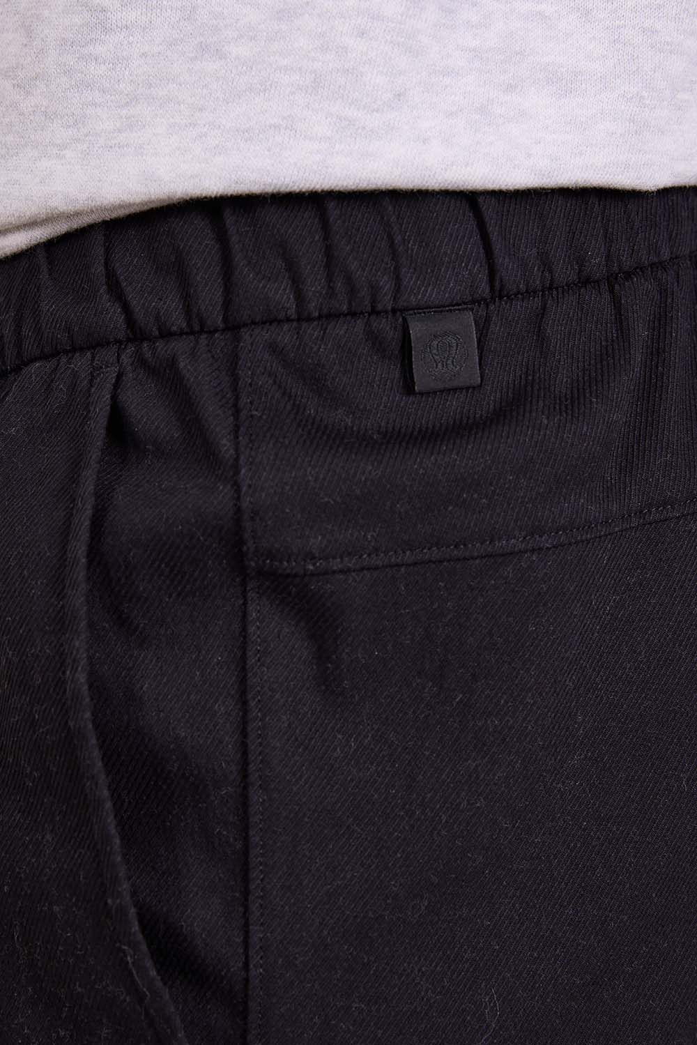 תמונת תקריב דוגמן של Cotton Twill Pintuck Pull-On Pant Regular