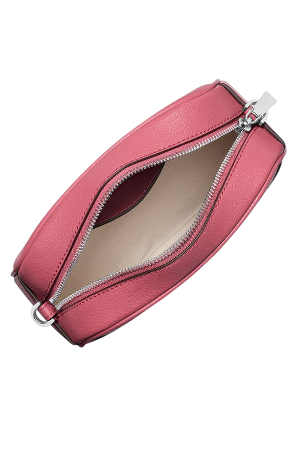 תמונה אחורית של תיק ג'ט סט קאמרה לבבות