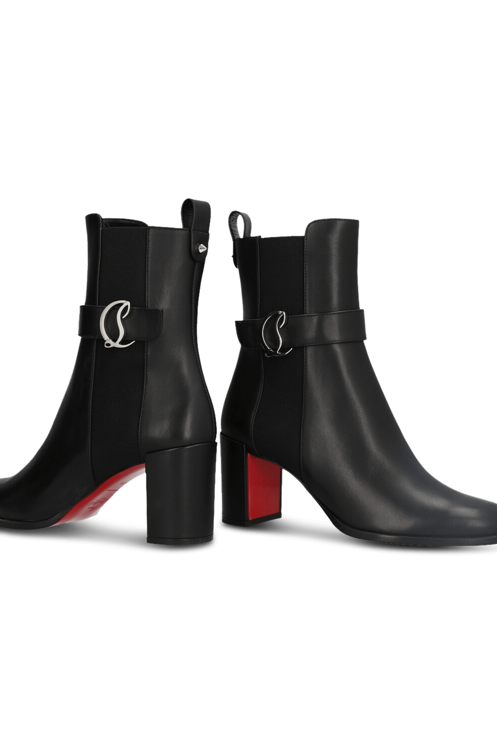 תמונת תקריב של מגפוני צ`לסי