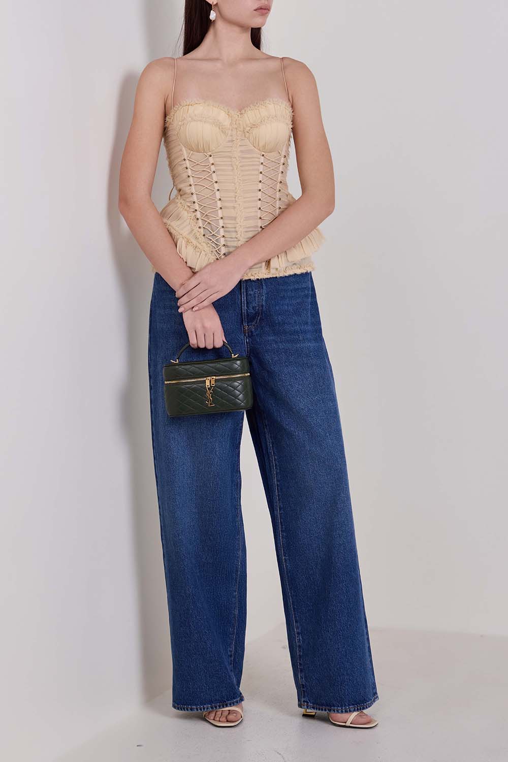 תמונת דוגמן קידמית של תיק גבי מיני