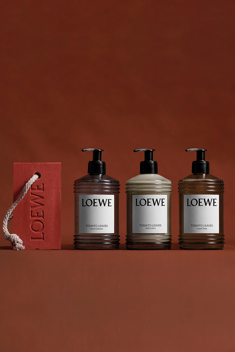 תמונת פנים של Tomato Leaves Body Lotion 360 ml