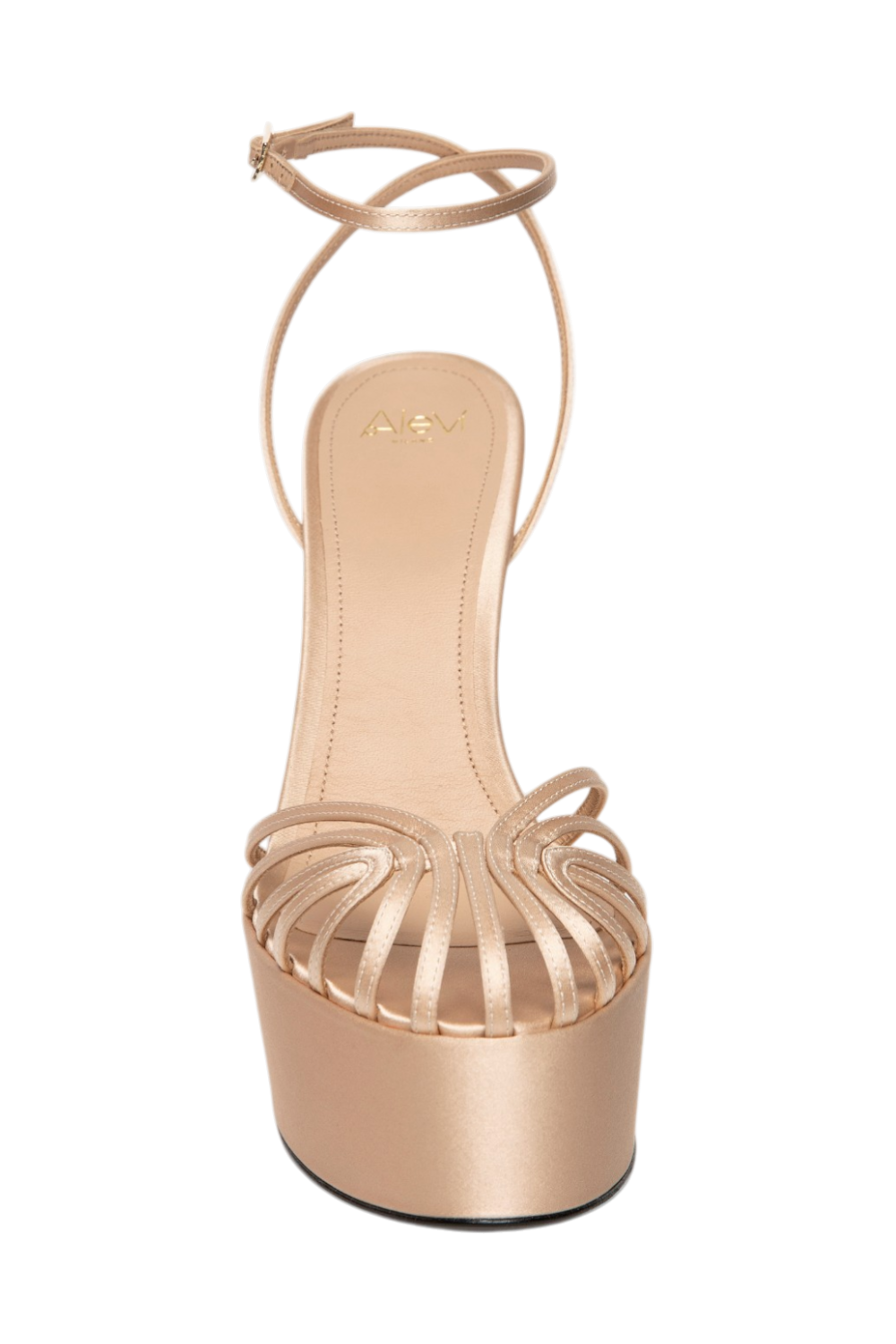 תמונת פנים של סנדלי עקב