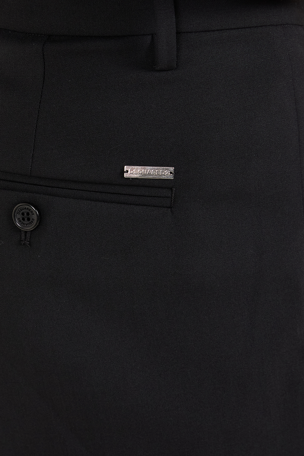 תמונת תקריב דוגמן של מכנסיים ארוכים מצמר