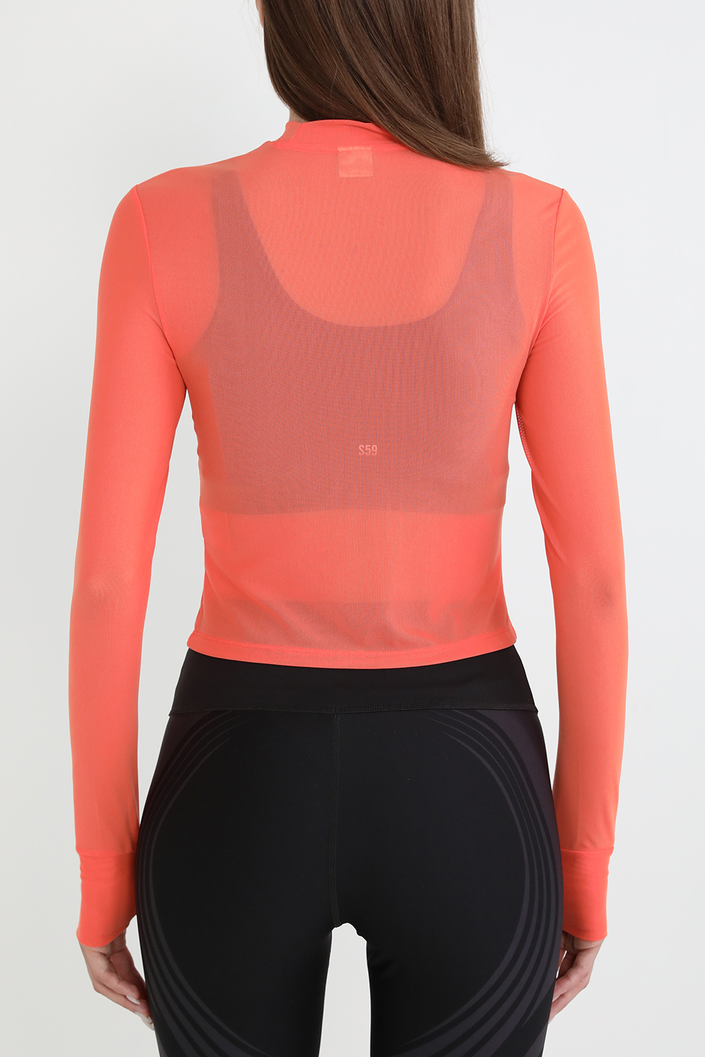 תמונת דוגמן אחורית של חולצת טי רשת