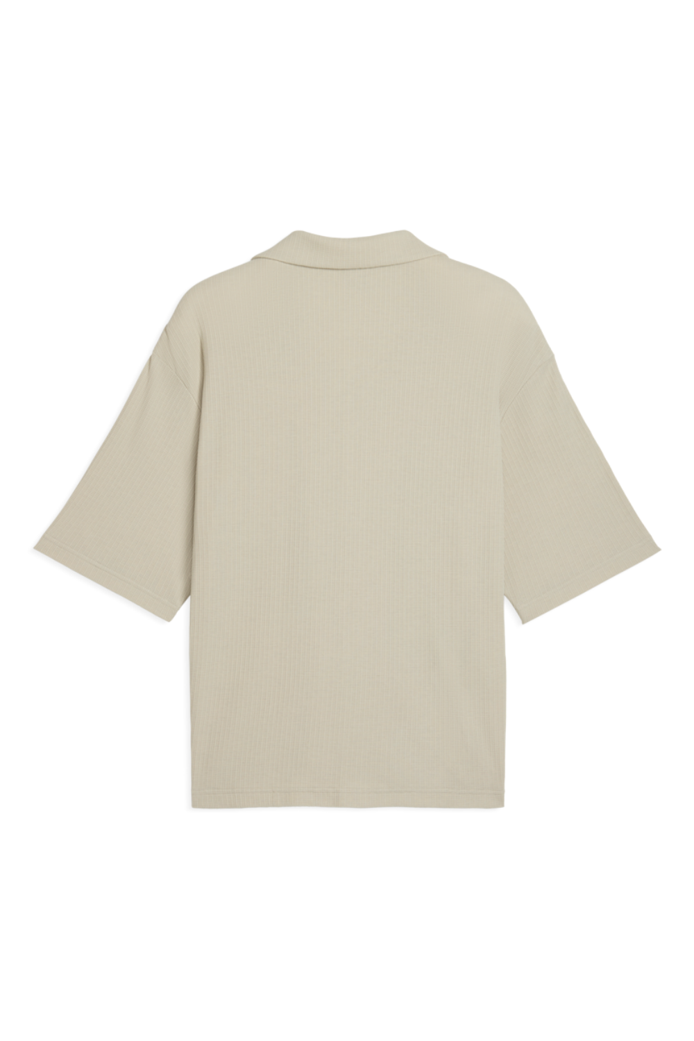 תמונה אחורית של חולצה מכופתרת