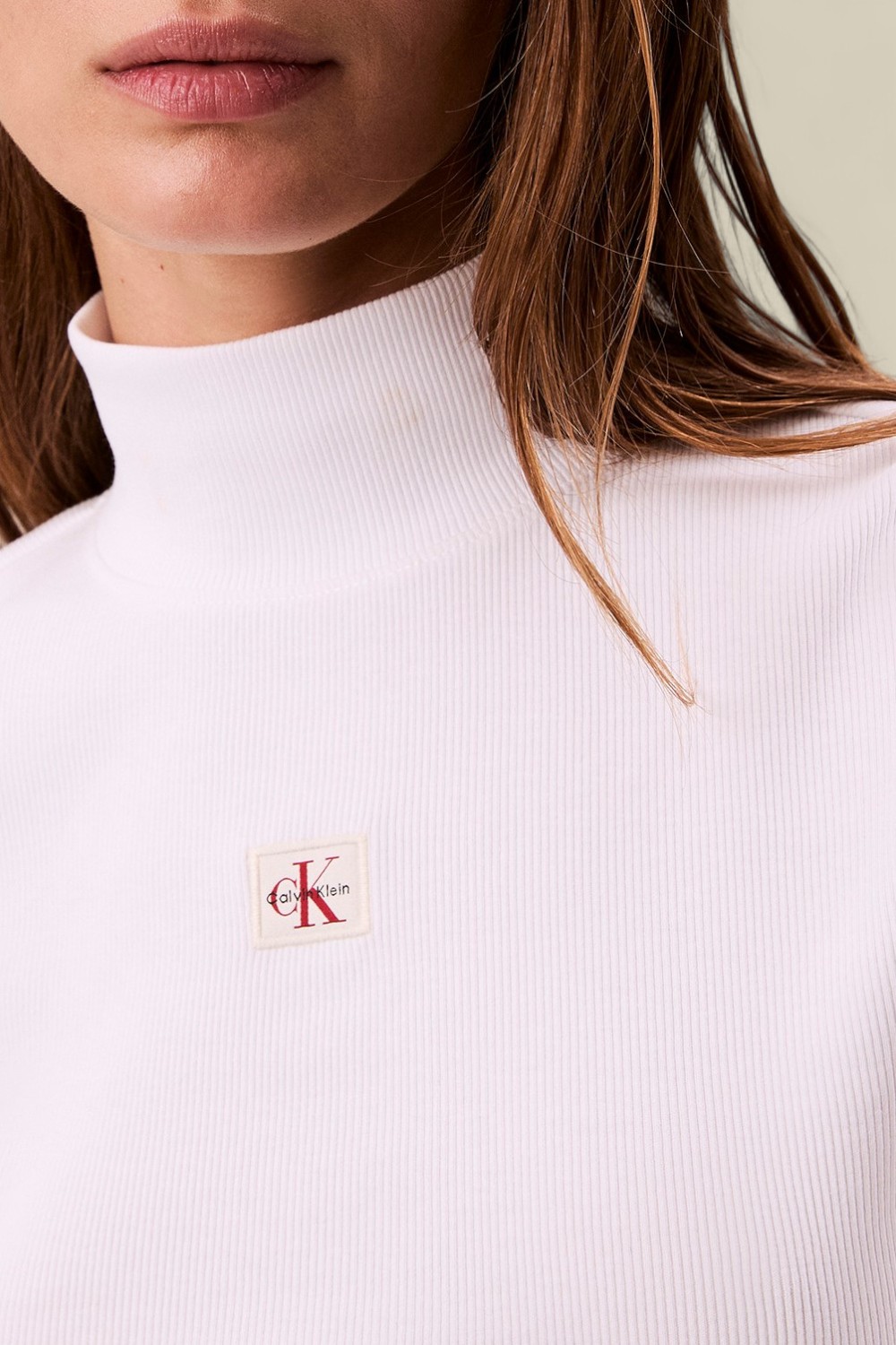 תמונת תקריב דוגמן של חולצת גולף