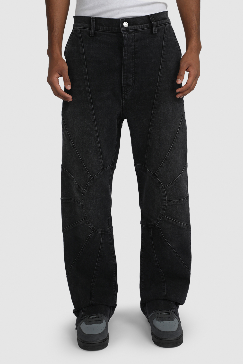 תמונת דוגמן קידמית של מכנסי ג'ינס סאנשיין