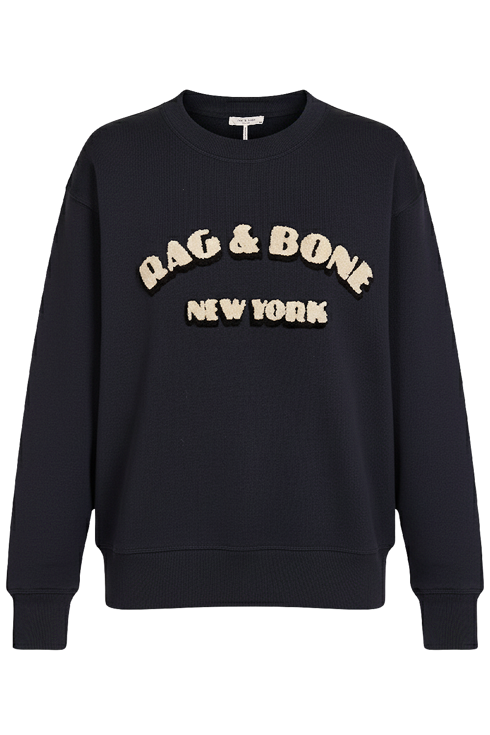 תמונה קידמית של סווטשירט אוברסייז