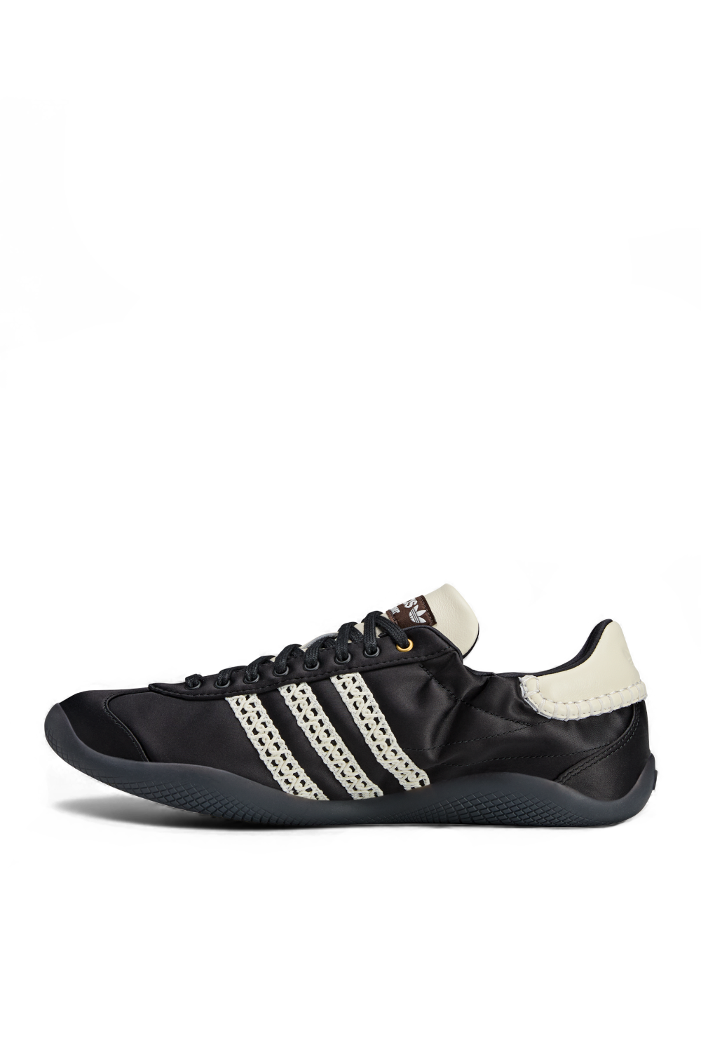 תמונה אחורית של ווילס בונר X אדידס נעלי סניקרס