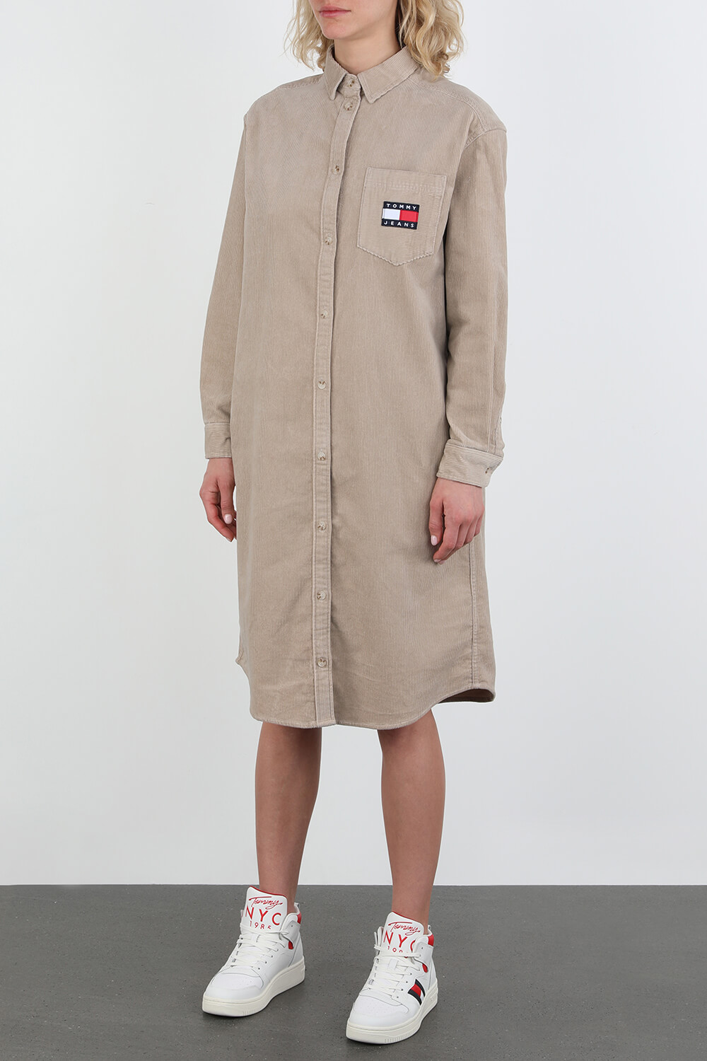 שמלת מידי מכופתרת בצבע בז' image number null TOMMY HILFIGER