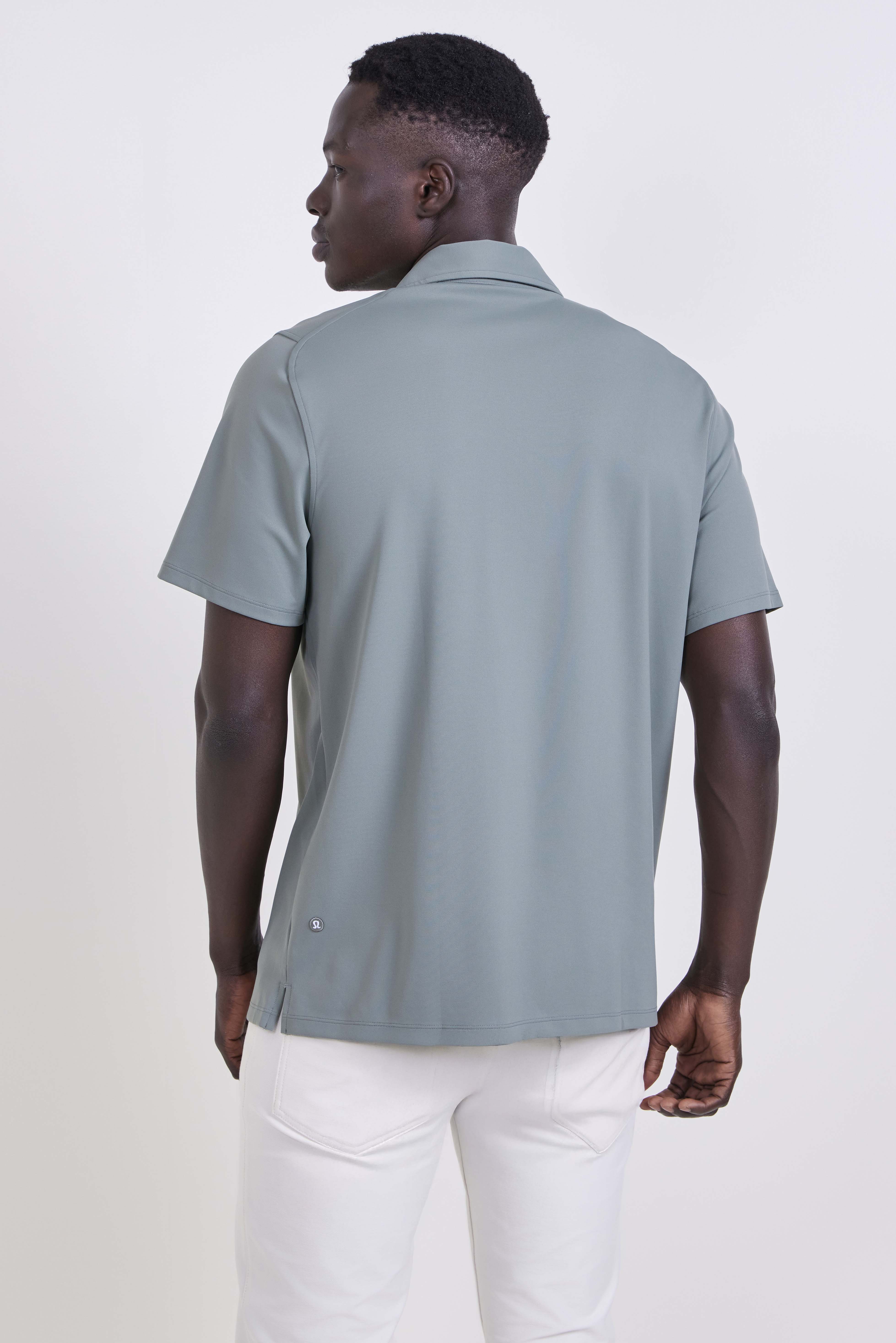 תמונת דוגמן אחורית של ShowZero&trade; Classic-Fit Polo Shirt
