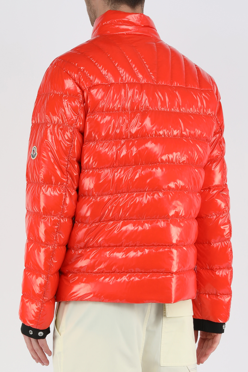 תמונת דוגמן אחורית של מעיל פאפר כתום מדגם גיובוטו