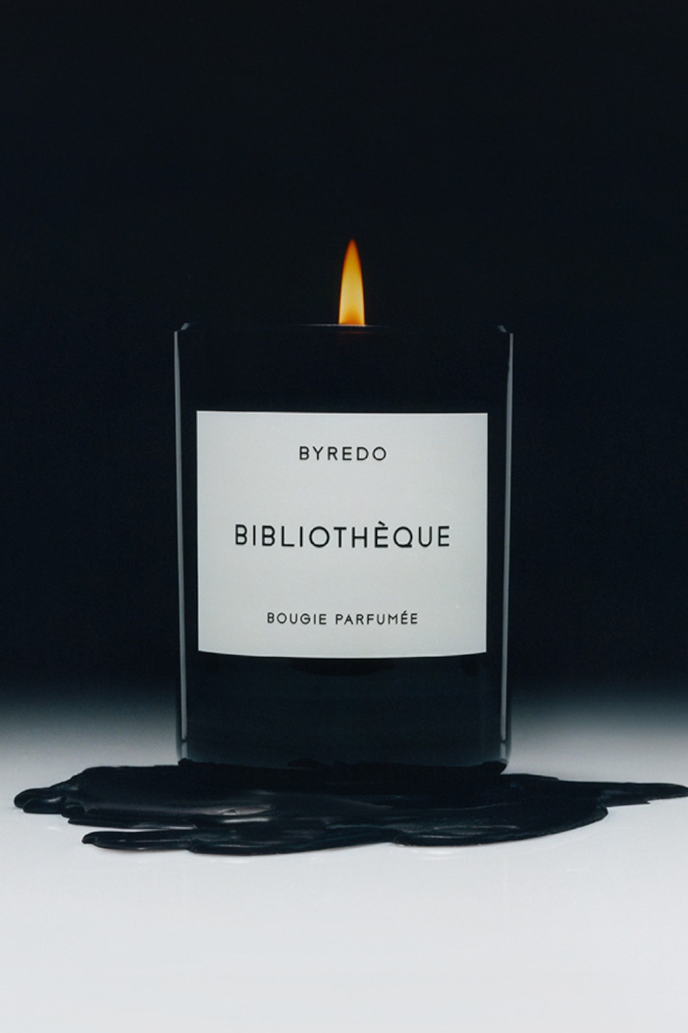 תמונת פנים של Bibliotheque Candle 240 gr