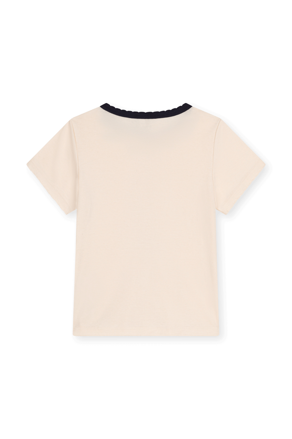 תמונת תקריב של חולצת טי סרוגה - גילאי 6-8 שנים