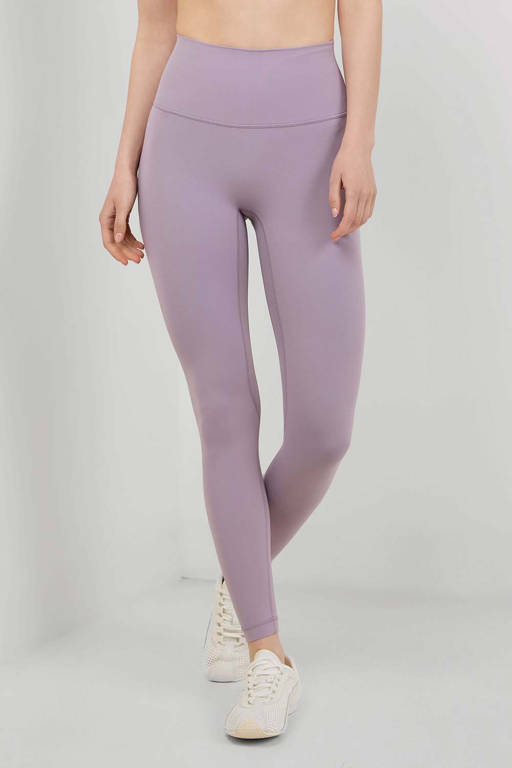 תמונת דוגמן קידמית של LULULEMON ALIGN&trade; NO LINE HR PANT 25
