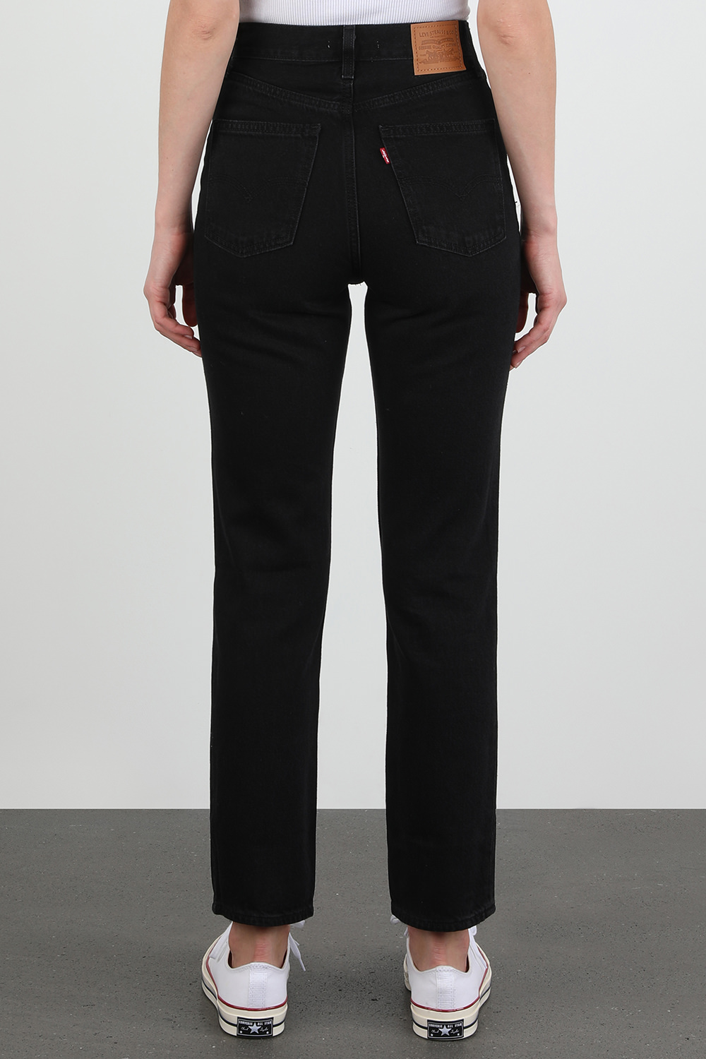 מכנסי ג'ינס שנות ה-70 שחורים בגזרה ישרה LEVI`S