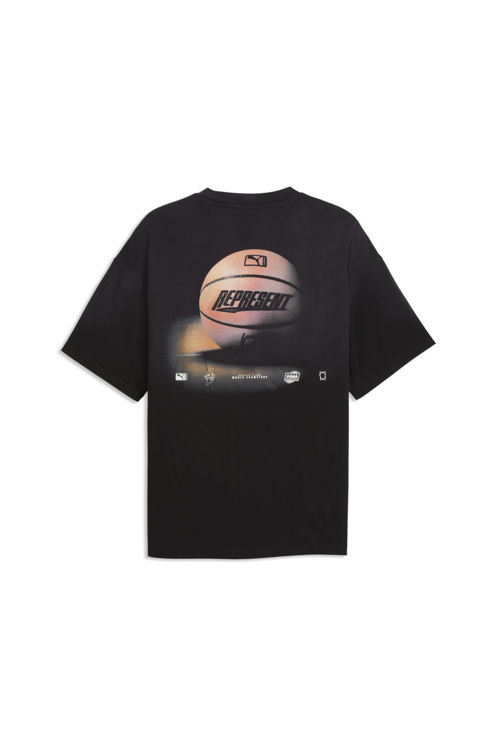 תמונה אחורית של חולצת טי פומה X רפרזנט