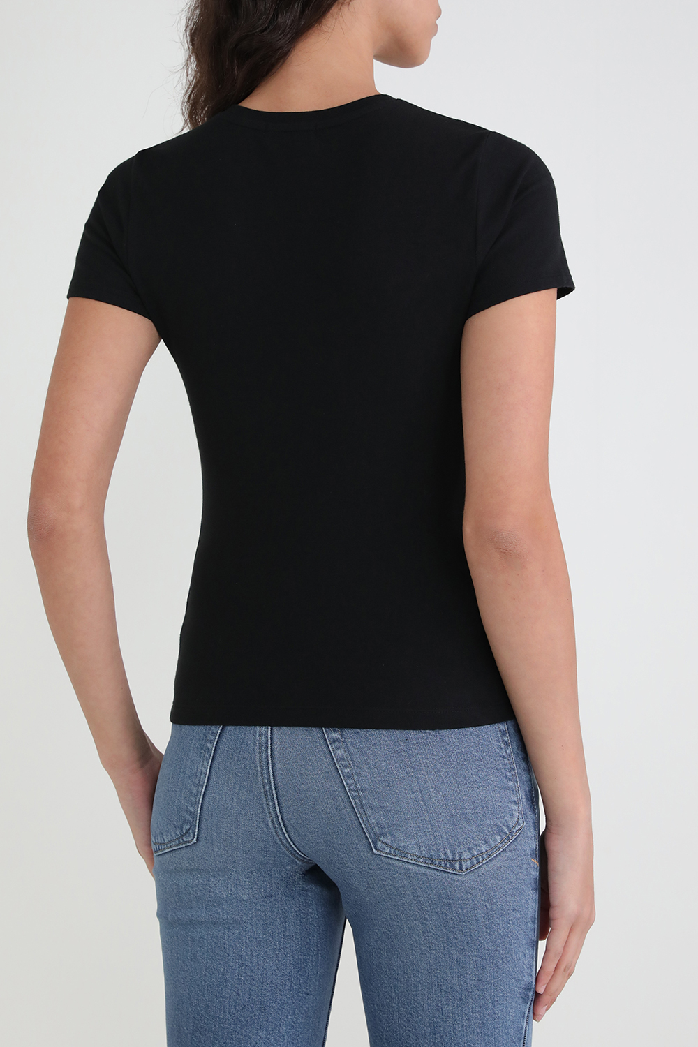 תמונת דוגמן אחורית של חולצת טי סופר סטראצ'י